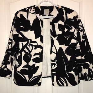 🧵 Black & Cream Ruffle Sleeve Blazer